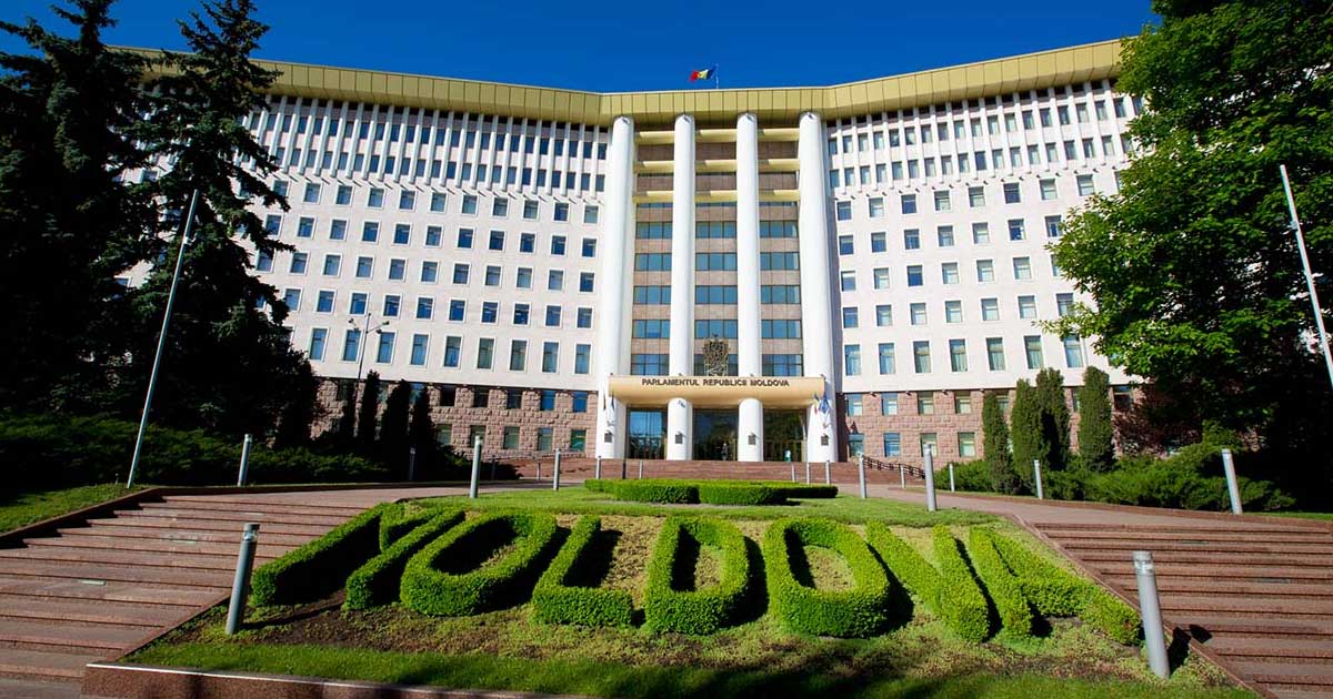 Parlament Rep Moldova 001