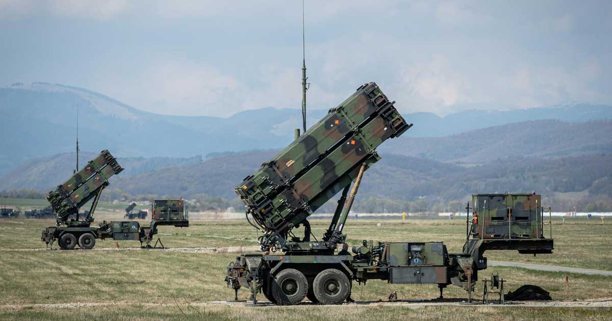 Sistem de apărare aeriană Patriot german desfășurat pe aerodromul Rzeszów din Polonia, noiembrie 2025