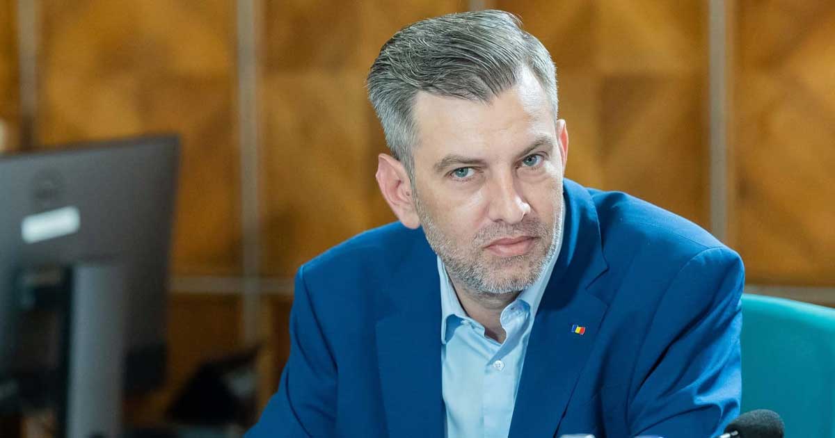 Cristian Vasilcoiu Amenintat Cu Puscaria Pe Viata 001 Cristian Vasilcoiu, secretar general adjunct în Ministerul Muncii, în declarație despre amenințările primite pentru reforma pensiilor de serviciu, noiembrie 2025