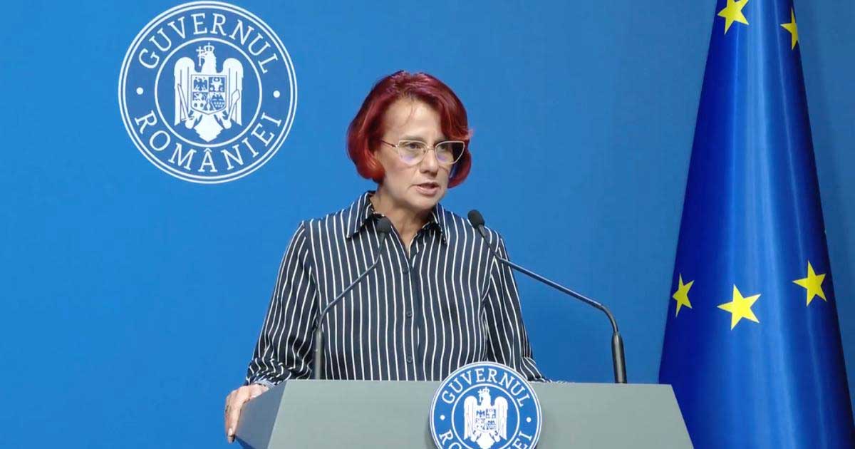 Ioana Dogioiu, purtătorul de cuvânt al Guvernului, la conferința de presă despre pensiile magistraților, noiembrie 2025