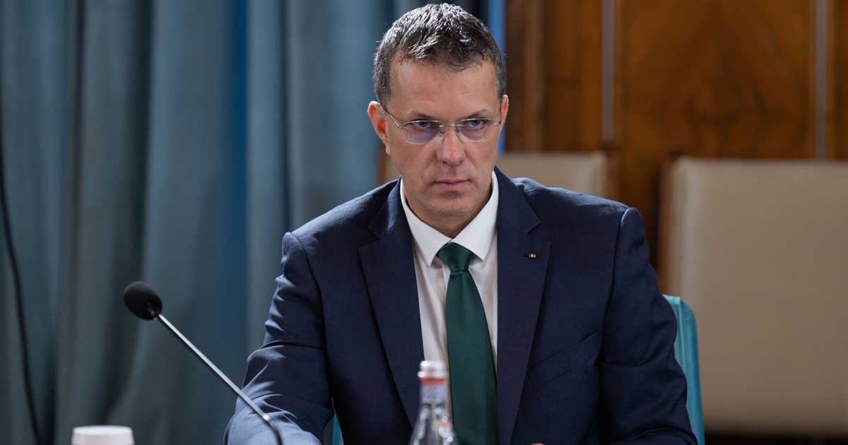 Ministrul Apărării Ionuț Moșteanu prezintă ambiția României de a deveni a doua putere militară pe flancul estic după ședința CSAT, noiembrie 2025
