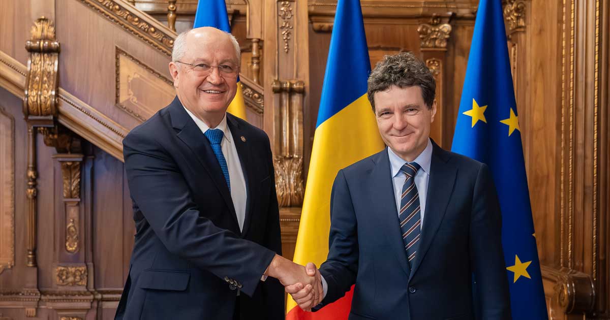 Nicusor Dan Primire Prim Ministru Republica Moldova 001 Nicușor Dan primește pe premierul Republicii Moldova Alexandru Munteanu la Palatul Cotroceni în prima vizită oficială externă a acestuia, noiembrie 2025