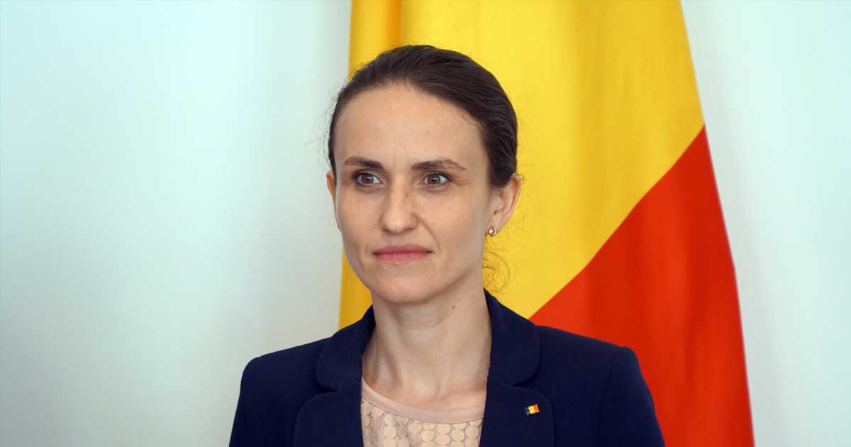 Oana Toiu Sare In Apararea Oana Gheorghiu 001 Oana Țoiu ministrul Afacerilor Externe apără vicepremierul Oana Gheorghiu în scandalul pensiilor speciale, noiembrie 2025