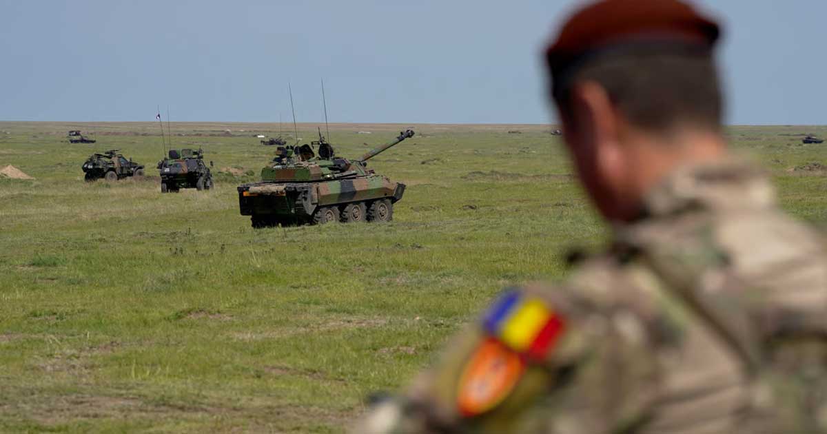 Romania Trebuie 45 Zile In Caz De Atac Rusia 001 Soldați NATO participă la un exercițiu militar pe flancul estic al Europei, în contextul discuțiilor despre mobilitatea militară, noiembrie 2025