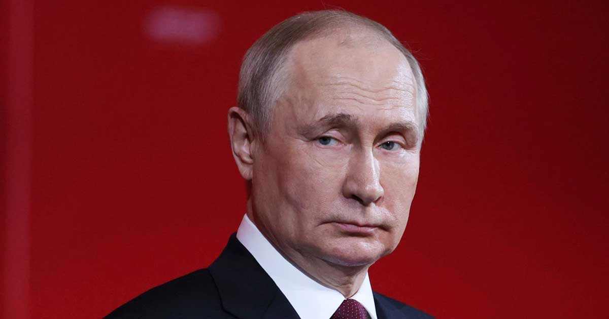 Vladimir Putin Soarta Ucrainei 001 Vladimir Putin semnează decretul privind strategia de politică națională a Rusiei până în 2036 pentru consolidarea identității ruse în teritoriile ucrainene anexate