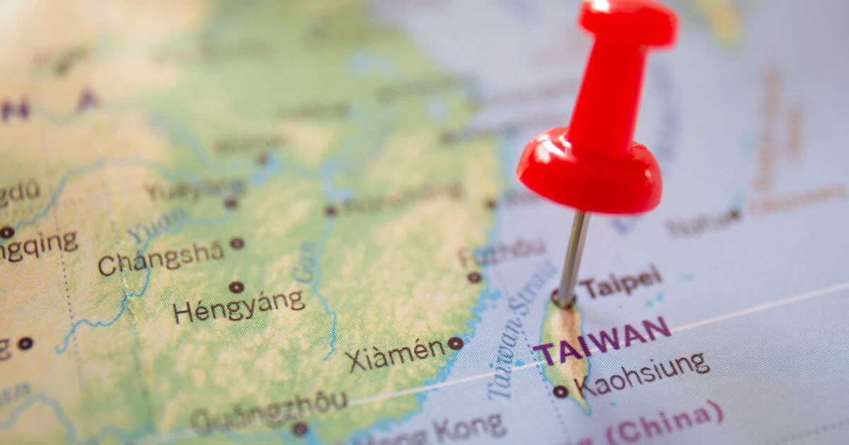 Navă militară chineză efectuând exerciții în apropierea Taiwanului în timpul manevrelor Misiunea Justiție 2025, decembrie 2025