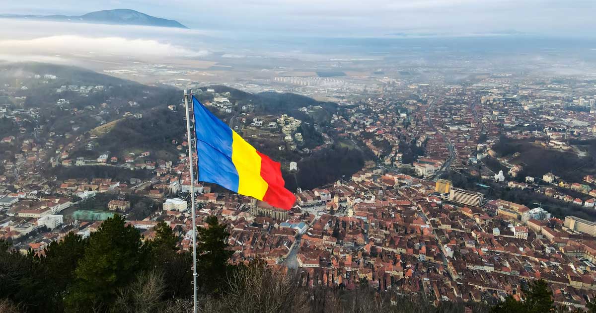 Clasament PISA 2022 la matematică arătând diferența dintre scorurile Ungariei (473 puncte, locul 28) și România (428 puncte, locul 45)