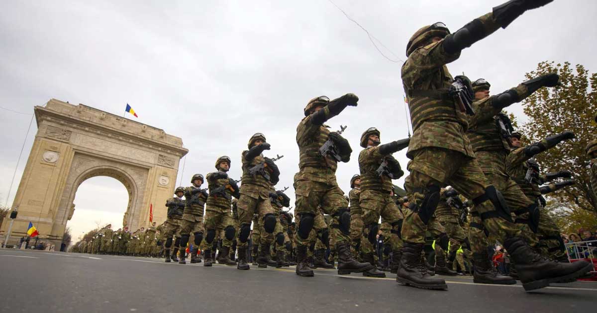 Parada militară de 1 Decembrie 2025 la București, unde Nicușor Dan nu a acordat nicio avansare în grad pentru militari