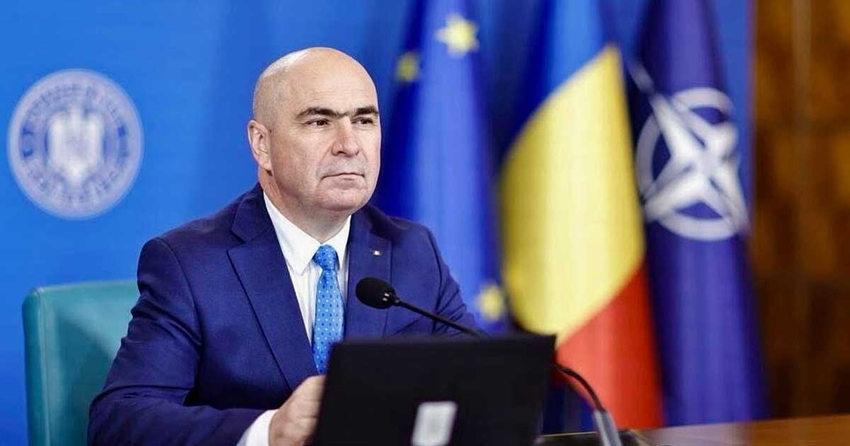 Prim-ministrul Ilie Bolojan vorbește despre criza din sistemul educațional românesc la o conferință, decembrie 2025