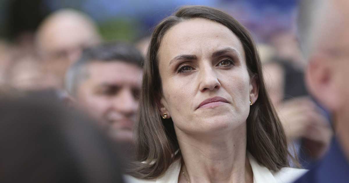romania premiera in ocde oana toiu dezvaluie statutul obtinut 932666 Oana Țoiu, ministrul Afacerilor Externe, anunță statutul României în OCDE la conferința de presă de la București, decembrie 2025