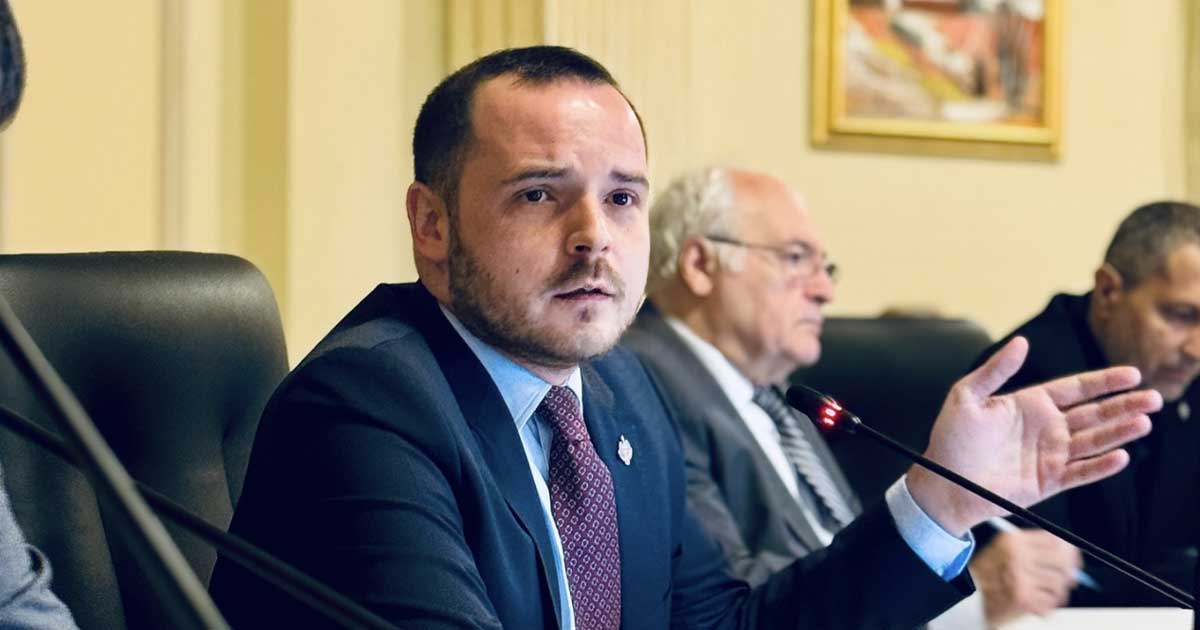 Alexandru Rogobete, ministrul Sănătății, anunță alocarea a 1,9 miliarde lei din fondul de rezervă pentru CNAS, decembrie 2025
