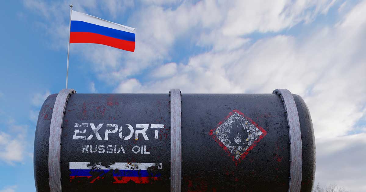 sanctiuni razboi forteaza rusia petrolul aproape gratis 004175 Tanc petrolier rusesc în port și grafic cu prețul petrolului în scădere către 40 dolari pe baril, decembrie 2025