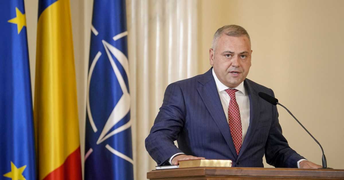 Scut Impotriva Scumpirilor Min Agriculturii Florin Barbu 001 Florin Barbu, ministrul Agriculturii, prezintă noul mecanism automat anti-inflație pentru produsele agroalimentare, noiembrie 2025
