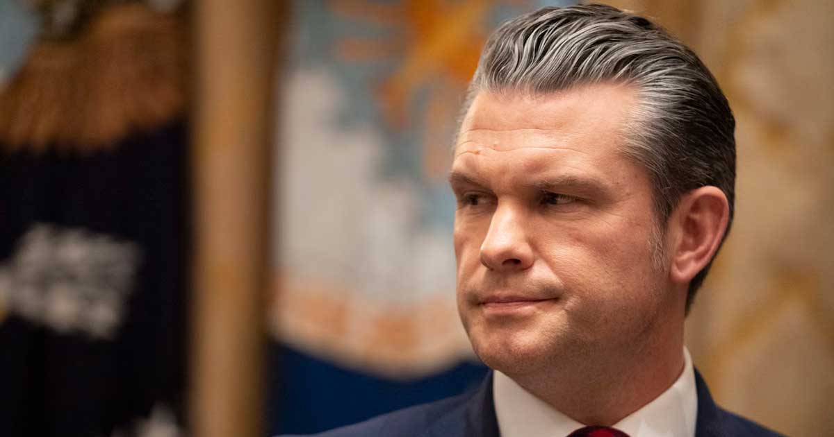 Pete Hegseth, secretarul american al Apărării, în timpul unei reuniuni de cabinet la Casa Albă, decembrie 2025