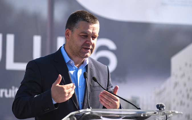 Ciprian Ciucu, primarul Sectorului 6 și candidatul PNL la Primăria Capitalei, în ultima zi de campanie electorală pentru alegerile din București, decembrie 2025