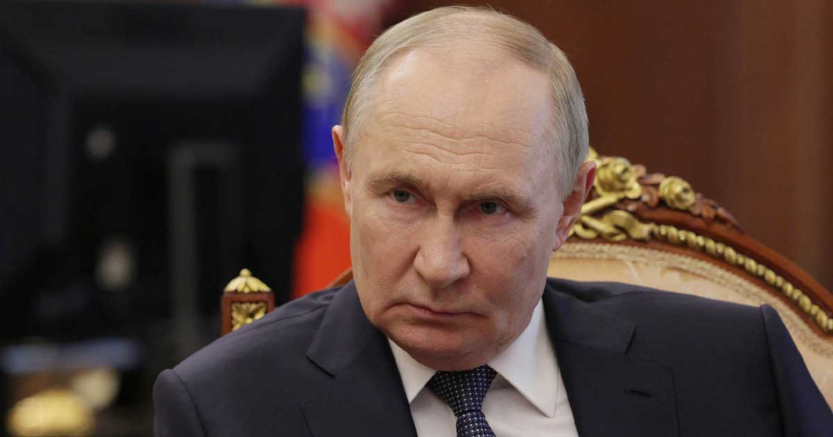vladimir putin simte miros de revolutie in rusia se teme sa nu aiba soarta romanovilor 680825 Vladimir Putin la conferința de presă anuală de la Kremlin, decembrie 2025, pe fondul temerilor privind o posibilă revoluție în Rusia