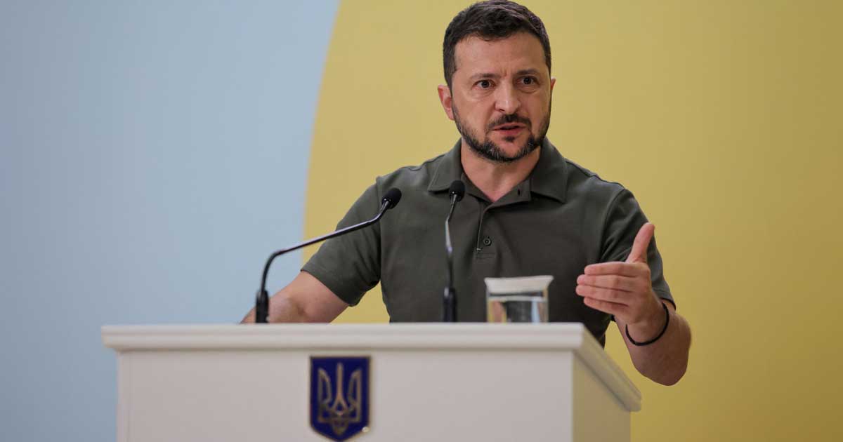 Președintele Volodimir Zelenski la conferință de presă după negocierile de pace de la Berlin despre statutul Donbasului, decembrie 2025