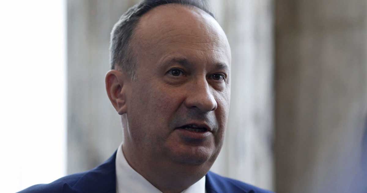 Adrian Câciu, fost ministru de Finanțe, anunță măsuri de relansare economică pentru România în conferință de presă, ianuarie 2026
