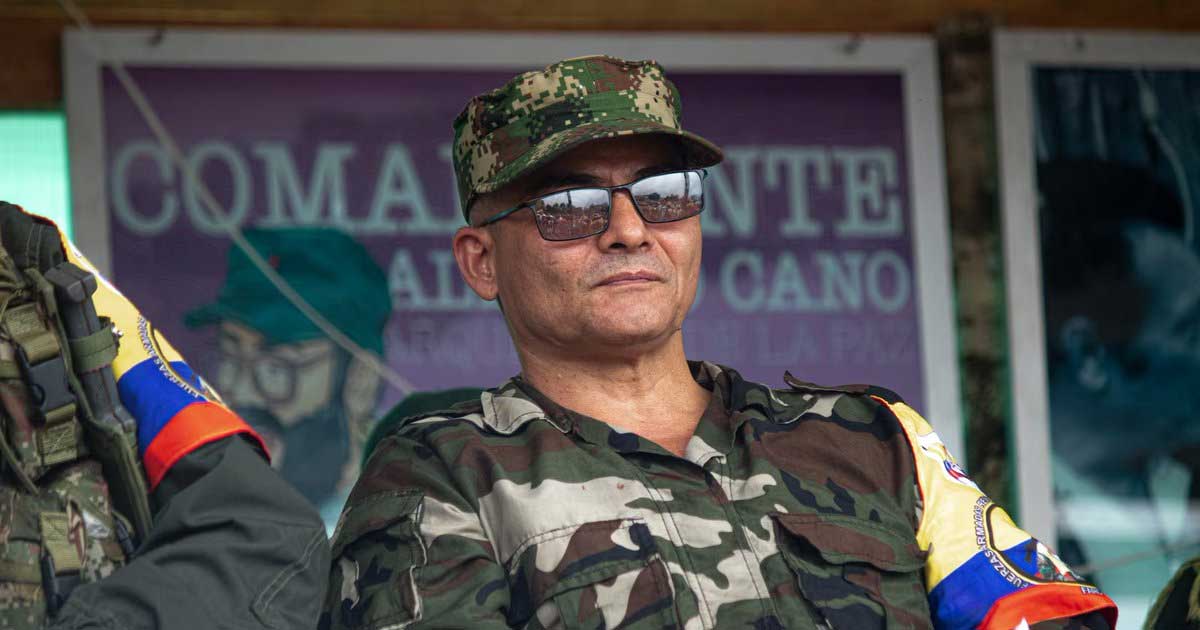 Combatanți ELN în junglă Columbia, Ivan Mordisco cheamă la alianță împotriva SUA, ianuarie 2026