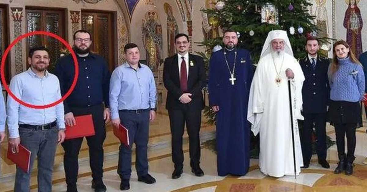 Atas Abdullah alături de Patriarhul Daniel și alți deținuți la Palatul Patriarhal în decembrie 2022