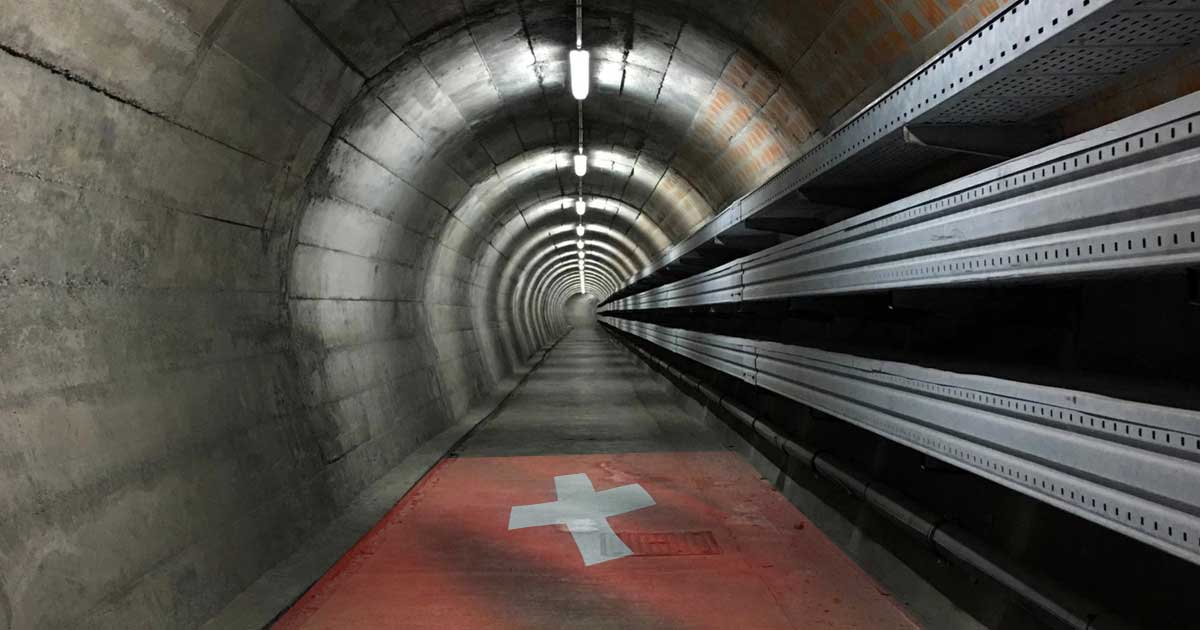 elvetia ascunde sub pamant o retea gigantica comparabila cu orasele de la suprafata 118094 Tunelul de bază Gotthard din Elveția, cel mai lung tunel feroviar din lume cu 57 de kilometri, ianuarie 2026