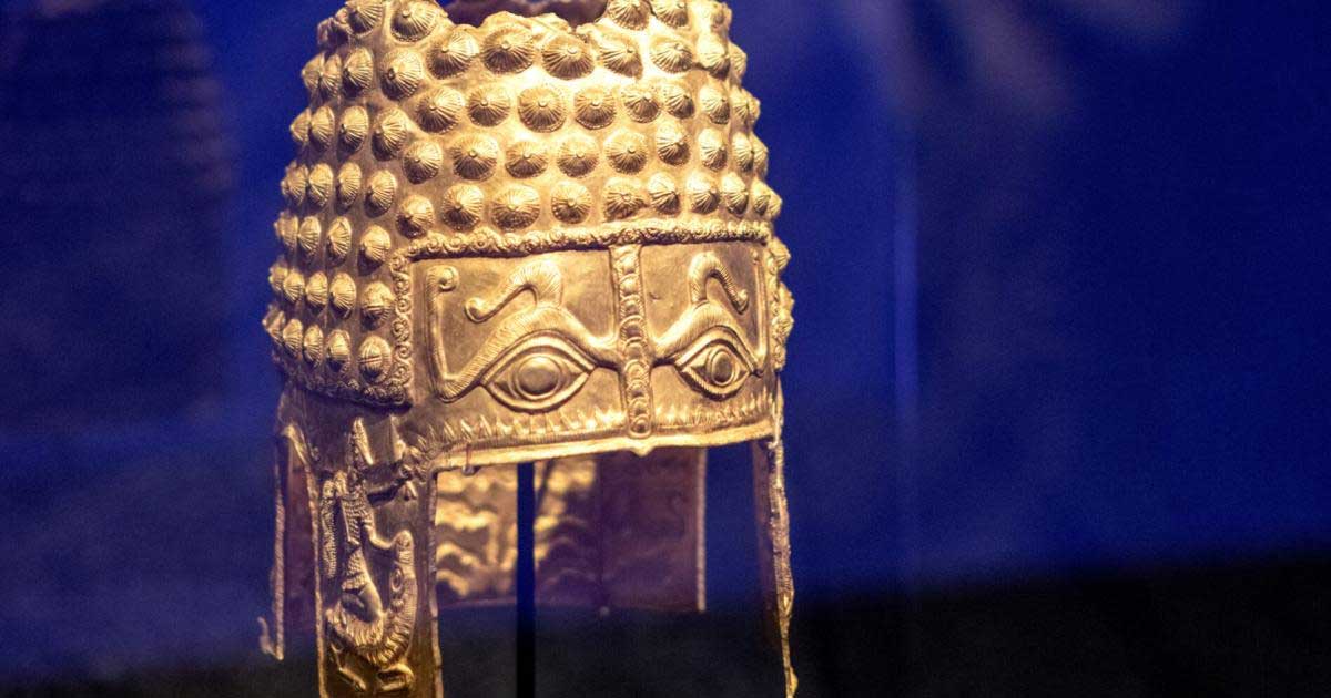guvernul olandei anunta ca a virat romaniei 5 7 milioane de euro pentru tezaurul dacic furat 426856 Coiful de aur de la Coțofenești, piesă centrală a Tezaurului Dacic furat de la Muzeul Drents din Olanda, ianuarie 2025