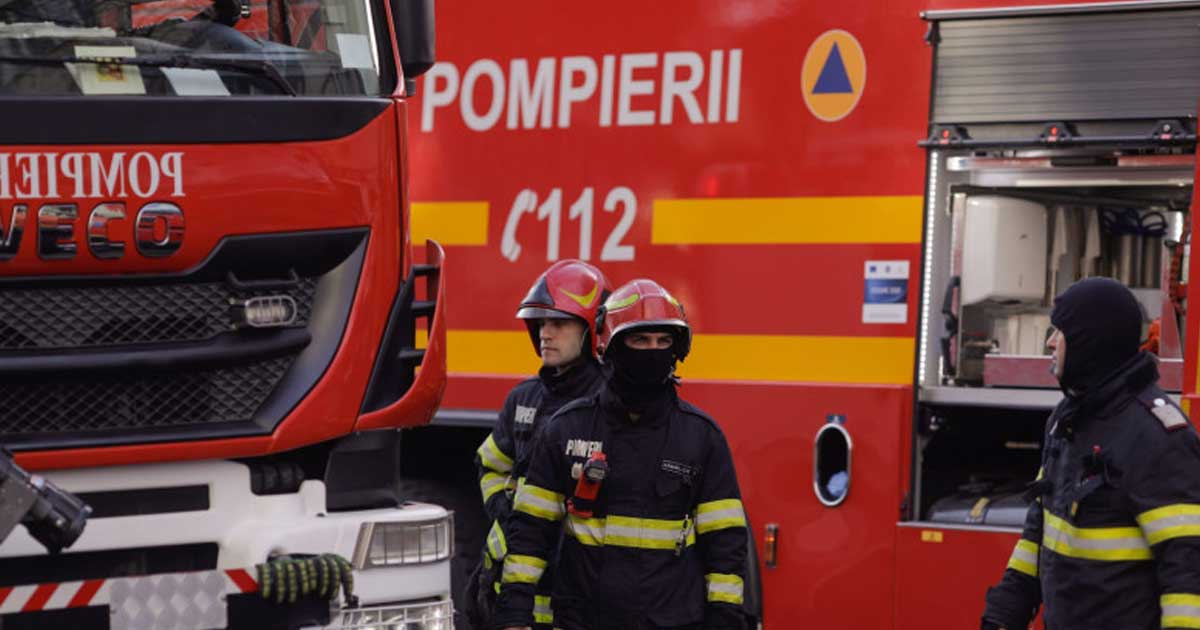 incendiu la ministerul finantelor pompierii au intervenit de urgenta 547803 Autospeciale de pompieri intervin la sediul Ministerului Finanțelor din București după izbucnirea unui incendiu, ianuarie 2026