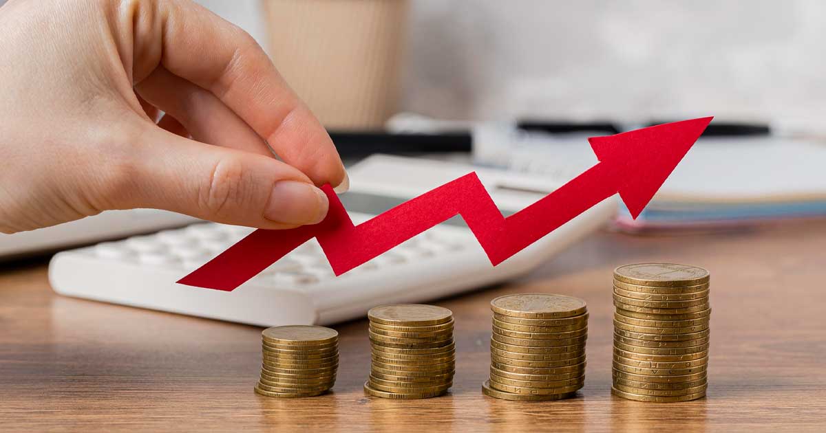 inflatia si masurile lui bolojan au strans cureaua romanilor consumul a scazut cheltuielile scad 276039 Premierul Ilie Bolojan prezintă măsurile de austeritate economică la conferința de presă din București, august 2025