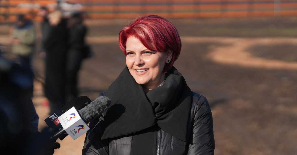 lia olguta vasilescu s a enervat dupa criticile oamenilor lui bolojan privind termoficarea 937139 Primarul Craiovei Lia Olguța Vasilescu în timpul unei declarații de presă despre problemele sistemului de termoficare, ianuarie 2026
