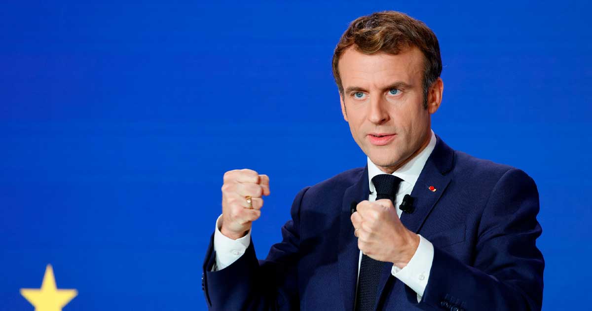 macron promite un an 2026 cu reguli taioase serviciu militar si retele sociale interzie tinerilor 918411 Emmanuel Macron în discursul de Anul Nou 2026, anunțând măsurile privind serviciul militar și restricțiile pentru rețele sociale