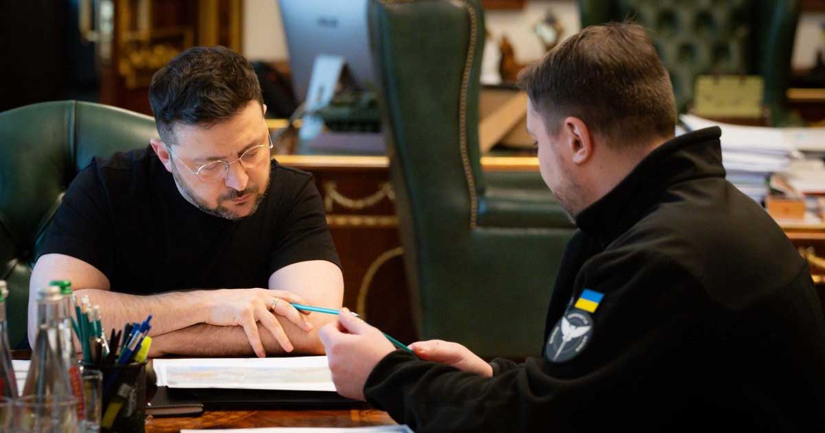 noul om al lui zelenski noua punte de dialog cu sua kirilo budanov doua avantaje majore 867695 Volodimir Zelenski și Kirilo Budanov la o întâlnire oficială din Kiev, anunțarea numirii șefului serviciilor de informații militare ca nou șef al administrației prezidențiale, ianuarie 2026