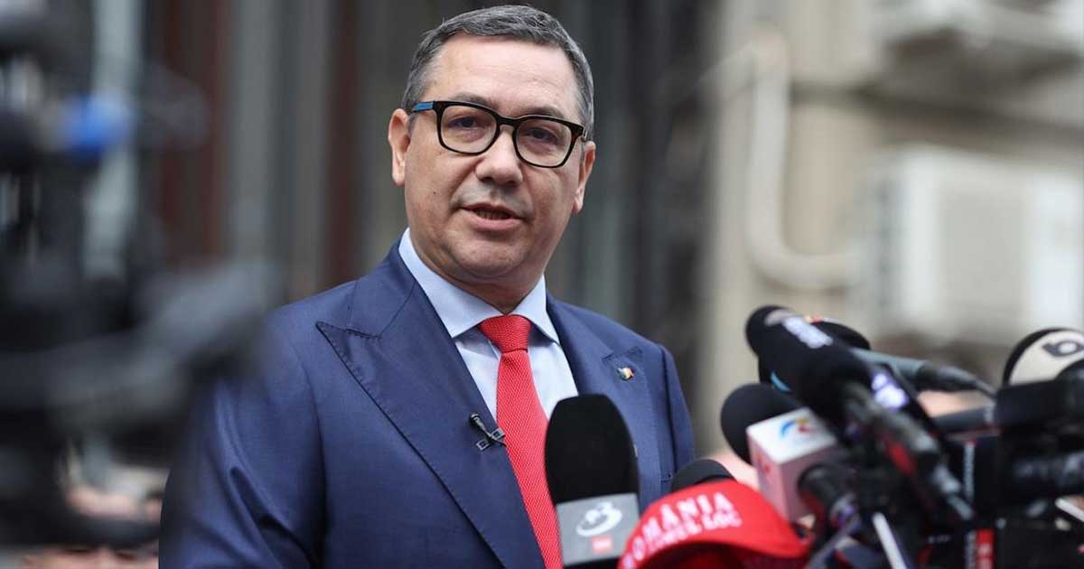 Victor Ponta, fost premier al României, oferă declarații la o conferință de presă despre situația politică a coaliției de guvernare, ianuarie 2026