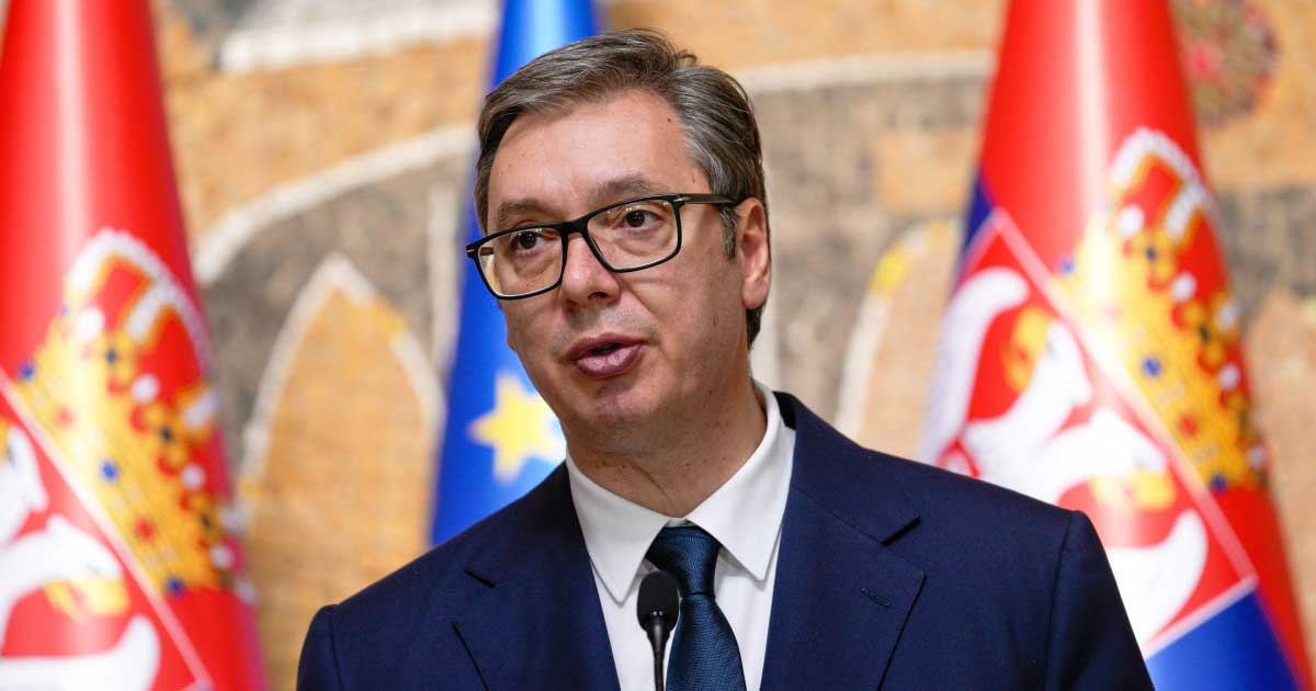 presedintele serbiei vine cu o ipoteza exploziva in iran se repeta planul operation ajax 159405 Președintele Serbiei Aleksandar Vučić oferind declarații despre situația din Iran și paralelele cu Operation Ajax din 1953, ianuarie 2026