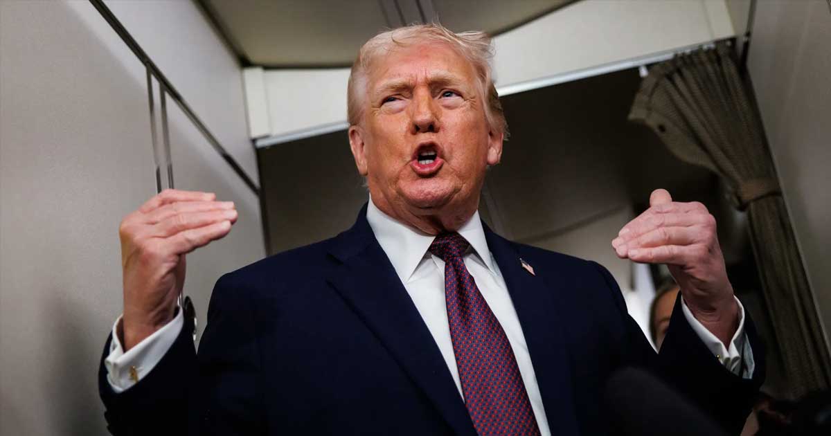trump atacuri dure la adresa sefului bancii centrale a sua 382916 Donald Trump criticând Jerome Powell la Detroit Economic Club, ianuarie 2026, în contextul conflictului asupra politicii monetare americane