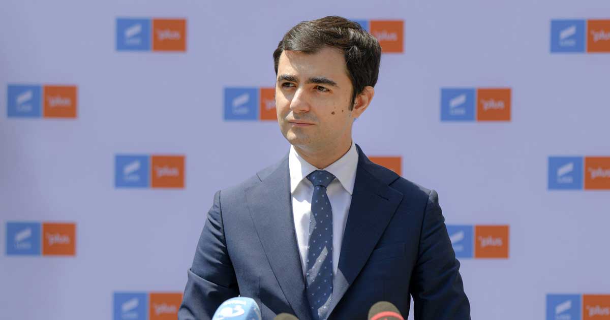 Claudiu Năsui, deputat USR, în plenul Parlamentului României, critică măsurile fiscale ale Guvernului Bolojan, ianuarie 2026