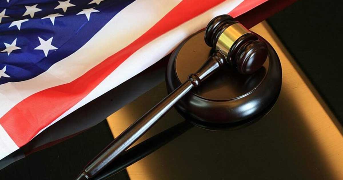 administra ia trump data in judecata de 15 state americane 996668 Protest în fața Departamentului de Sănătate din SUA, Washington, împotriva politicii de vaccinare a administrației Trump, februarie 2026