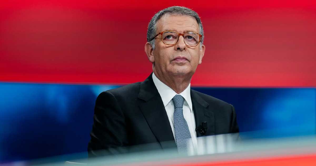 alegeri in portugalia candidatul de centru stanga invinge extrema dreapta 195680 António José Seguro salutând susținătorii la raliul electoral din Lisabona, februarie 2026, înainte de victoria în alegerile prezidențiale portugheze