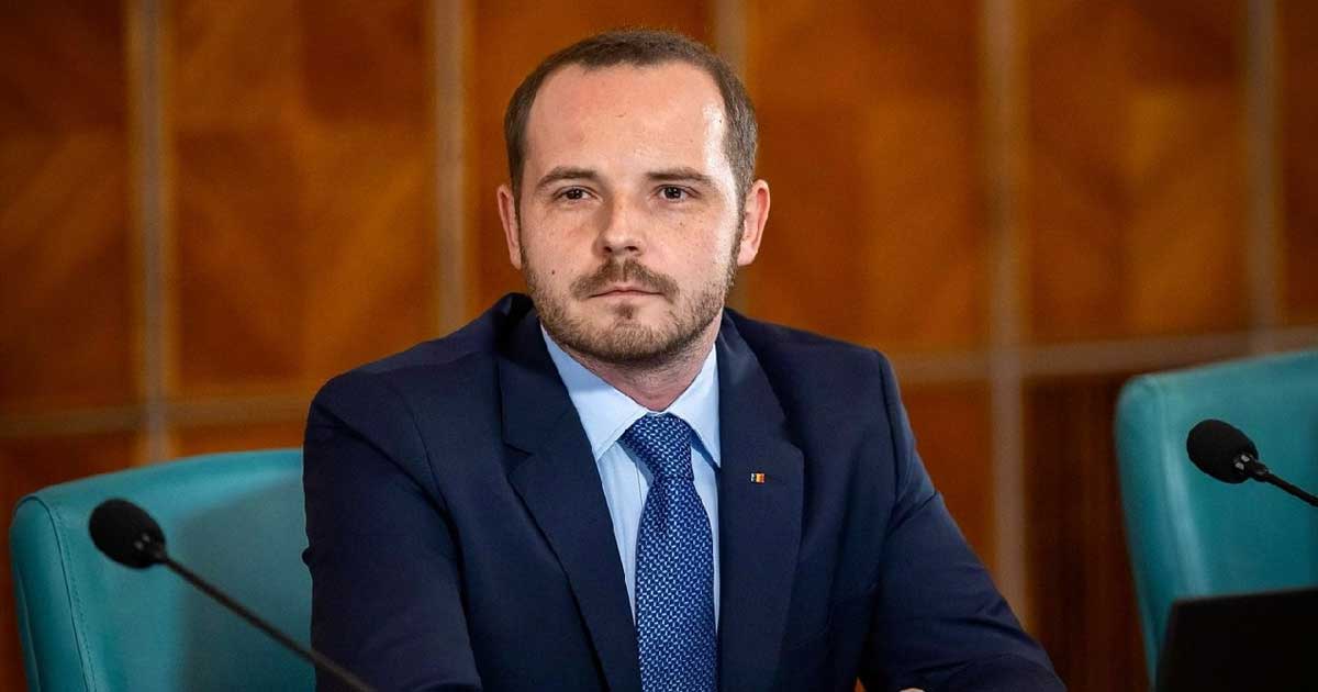 Ministrul Sănătății Alexandru Rogobete prezintă planul de reformă a CNAS la conferința de presă, București, februarie 2026