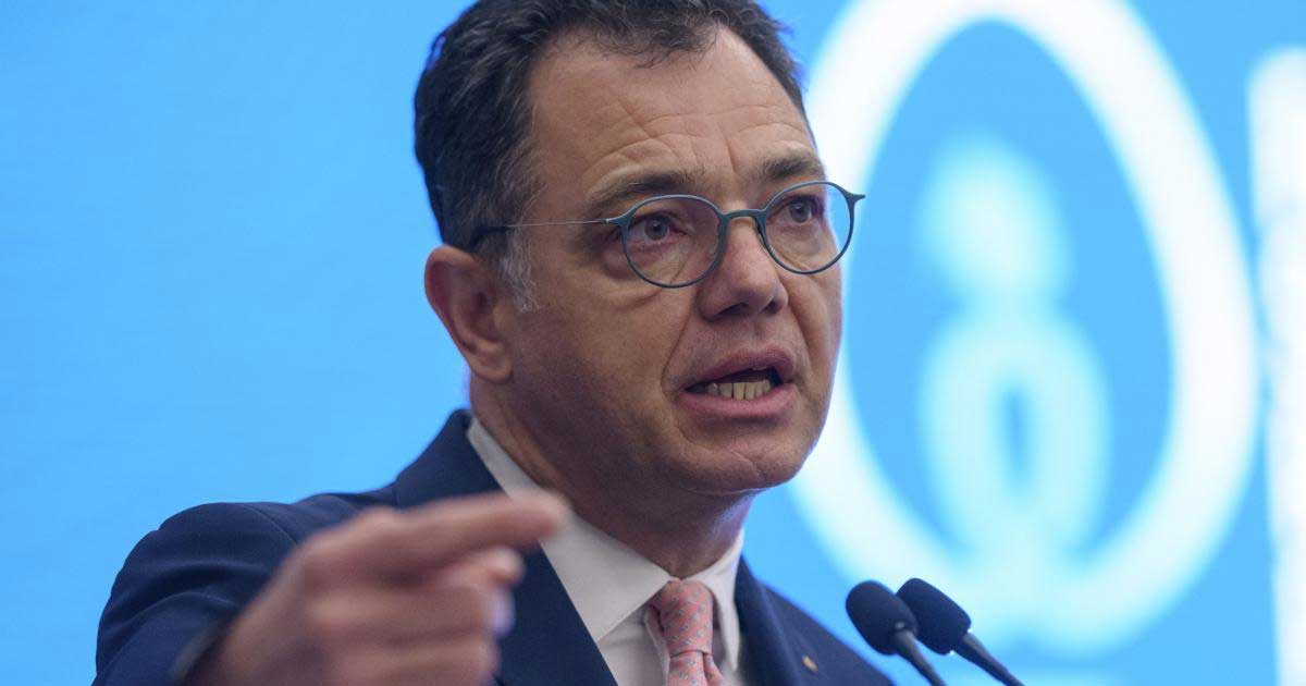 Radu Oprea, secretarul general al Guvernului, la declarații despre reforma administrativă și planurile de angajare la Secretariatul General, București februarie 2026