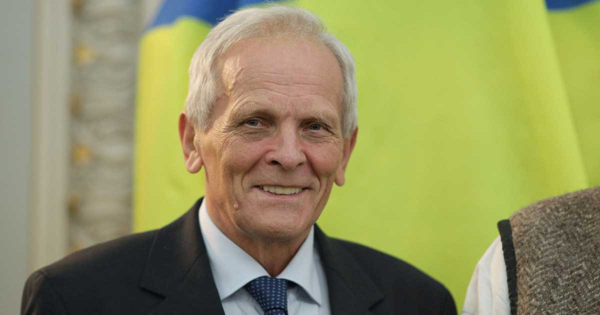 guvernul bolojan sub presiune ca in epoca boc theodor stolojan explica de ce psd nu va iesi de la guvernare 214546 Theodor Stolojan în timpul unui interviu despre situația guvernului Bolojan și strategia PSD în coaliția de guvernare, România 2026