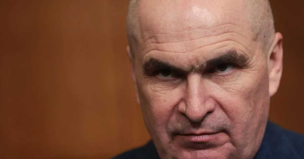 Premierul Ilie Bolojan la conferință de presă la Palatul Victoria avertizând despre riscul pierderii fondurilor europene din PNRR, februarie 2026
