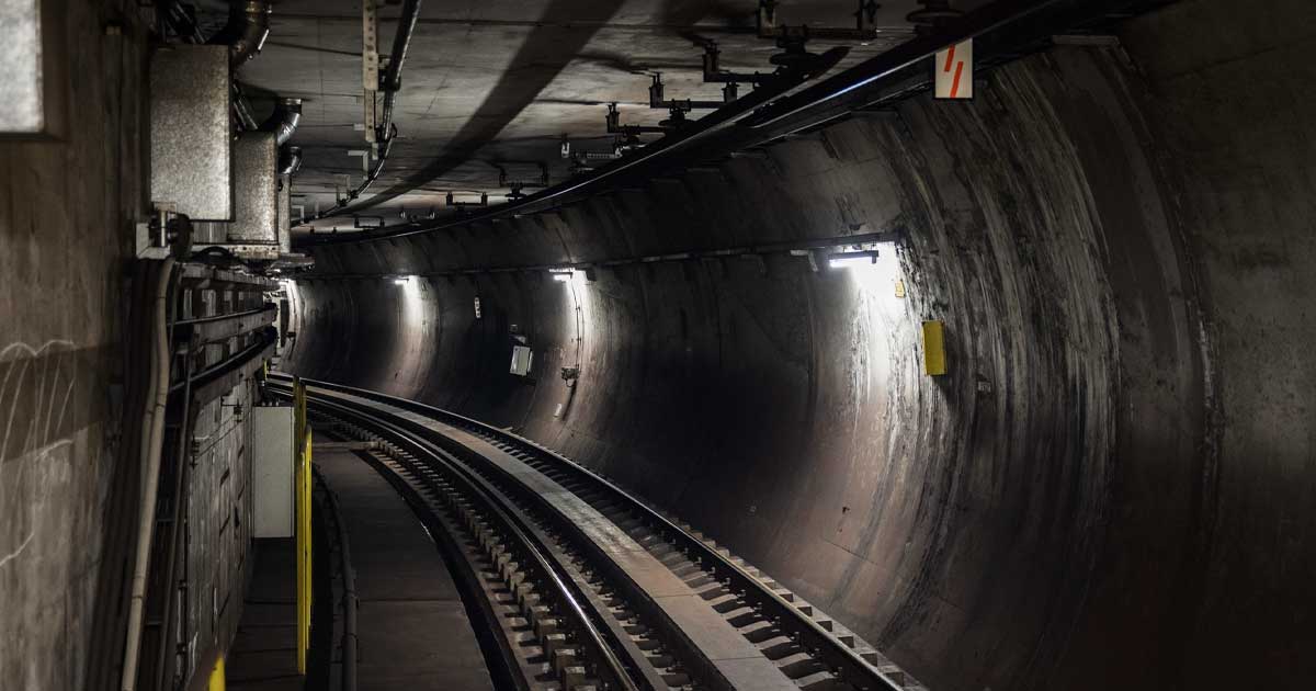 mega proiect feroviar in europa trei tari sapa sub munti pentru a construi cel mai lung tunel subteran 885171 Utilaj de foraj pentru tunelul Brenner în Alpii austro-italieni, șantierul celui mai lung tunel feroviar subteran din lume, 2026