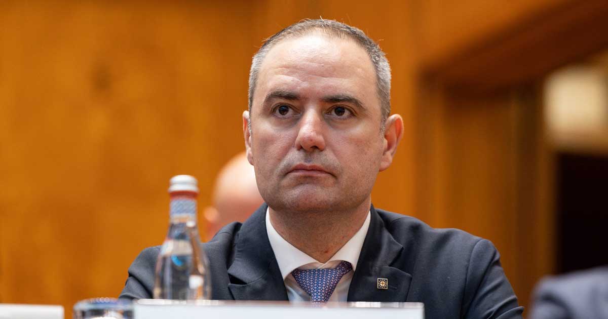 Ministrul Finanțelor Alexandru Nazare la conferință de presă București privind ratingul Fitch al României, februarie 2026