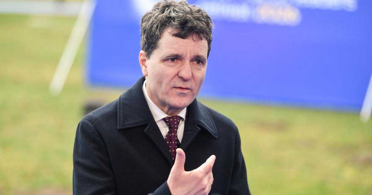 Nicușor Dan vorbește cu liderii europeni la reuniunea informală a Consiliului European de la Castelul Alden Biesen, Belgia, februarie 2026