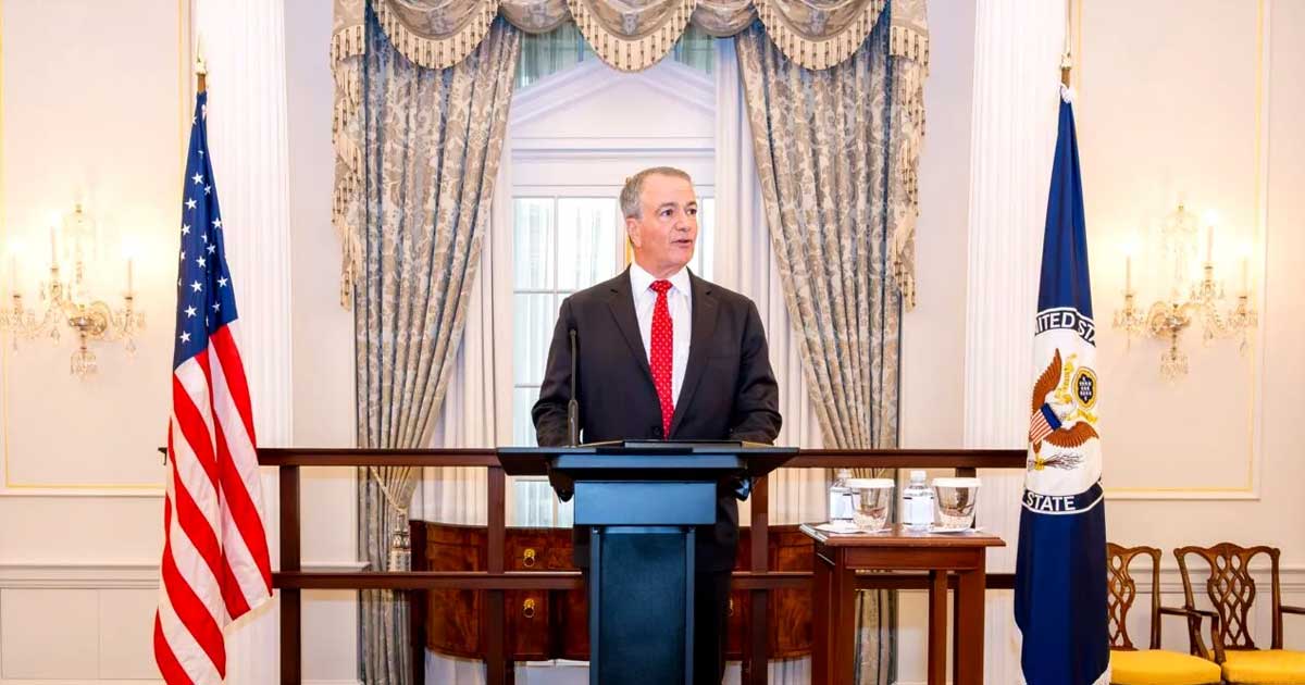 noul ambasador al sua la bucuresti a depus juramantul este sustinut de donald trump 683517 Darryl Nirenberg, noul ambasador al Statelor Unite ale Americii în România, ceremonia de depunere a jurământului, februarie 2026, Washington D.C.