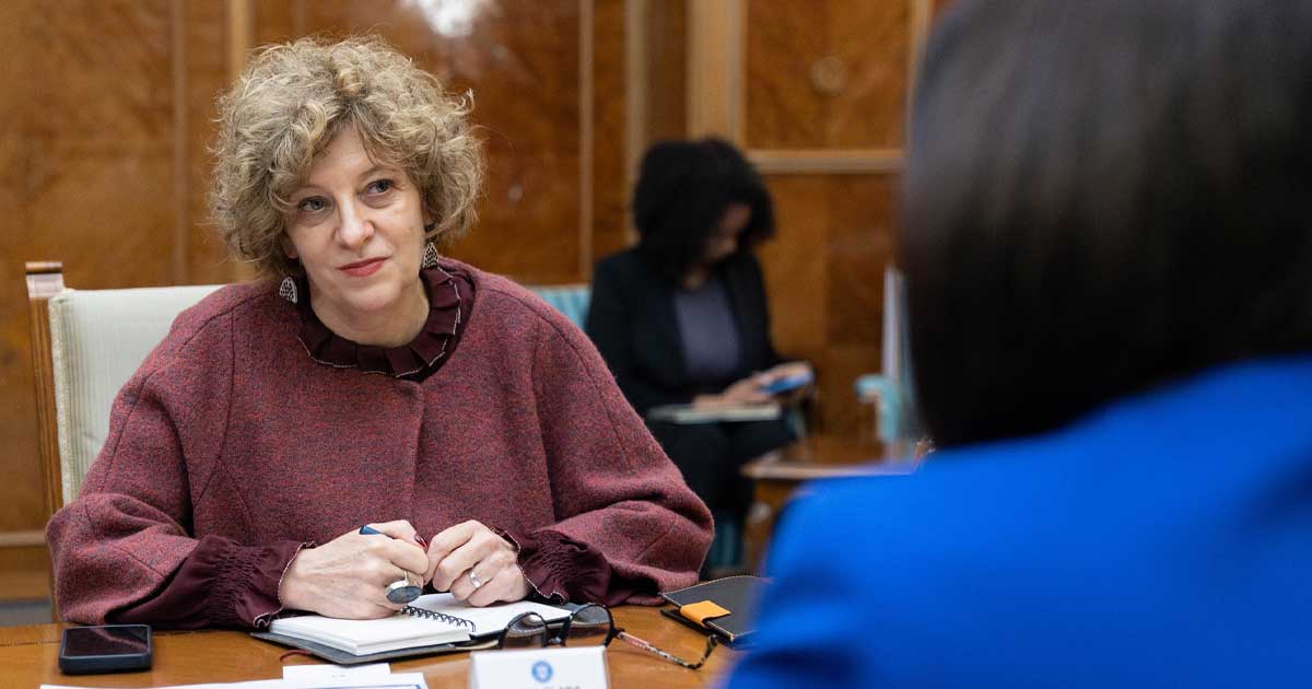 Vicepremierul Oana Gheorghiu anunță necesitatea unui pact politic pe 10 ani pentru reforma companiilor de stat, București, februarie 2026