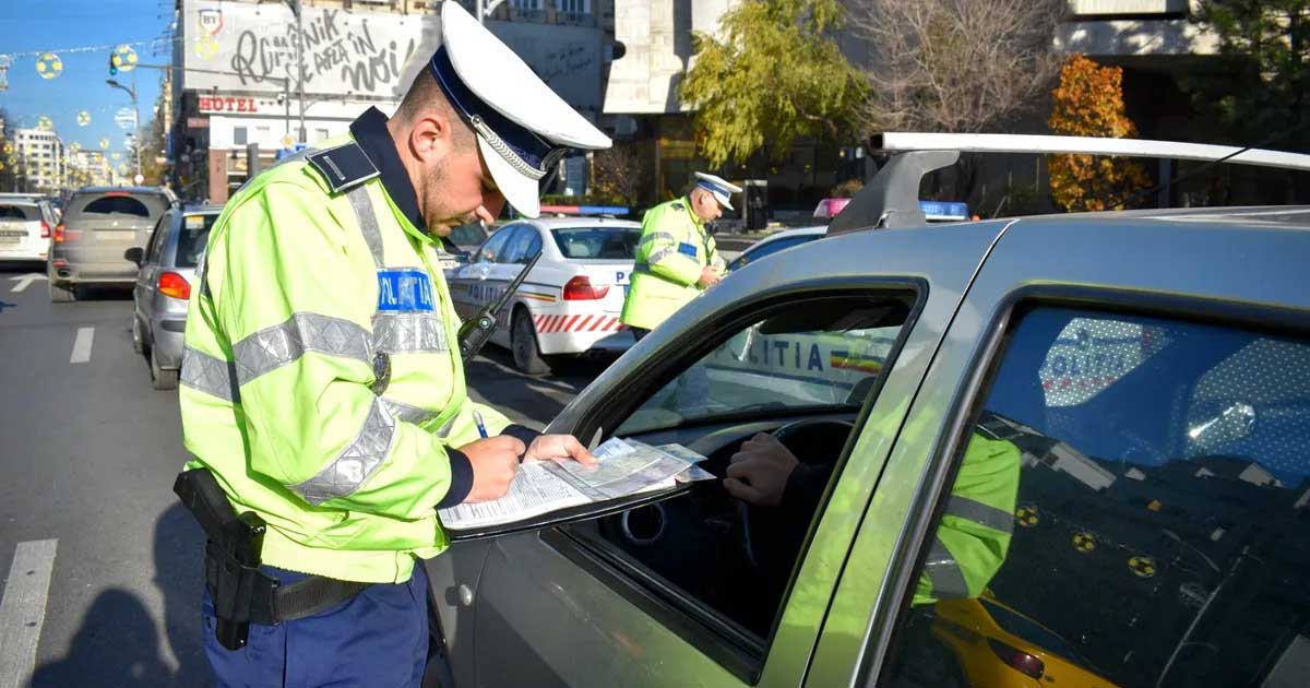 Permis de conducere românesc și proces verbal de contravenție pentru amendă rutieră, februarie 2026, noua măsură de suspendare automată pentru neplată