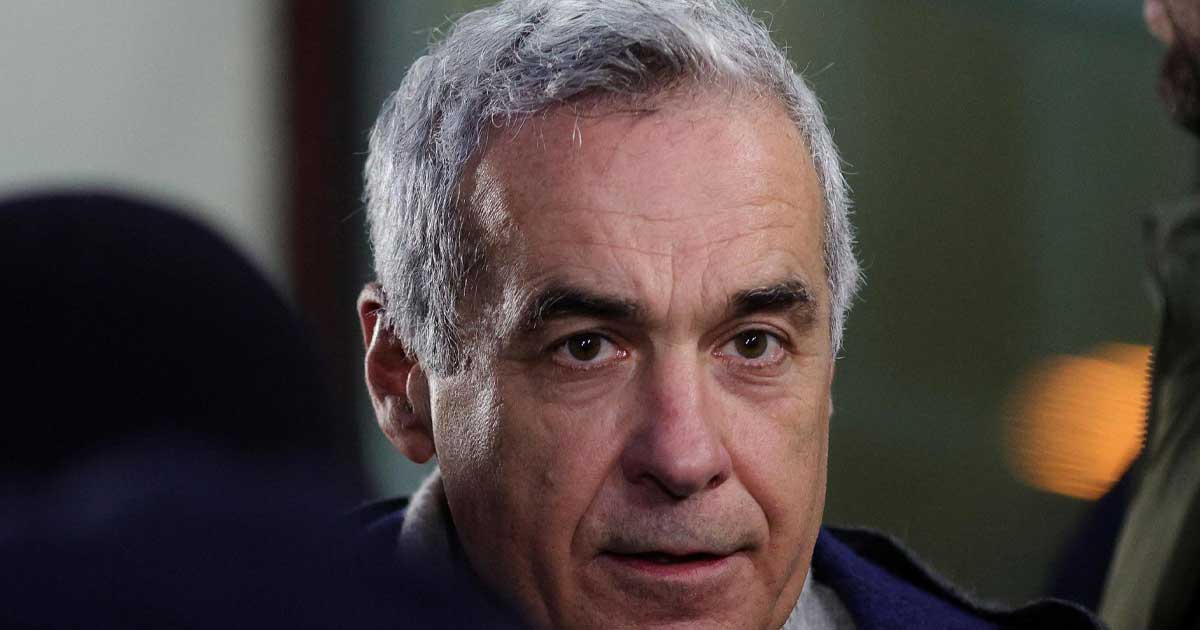 se anunta primul verdict in controversatul proces al lui calin georgescu 175160 Călin Georgescu sosește la Tribunalul București pentru decizia în dosarul de propagandă legionară, înconjurat de susținători, februarie 2026