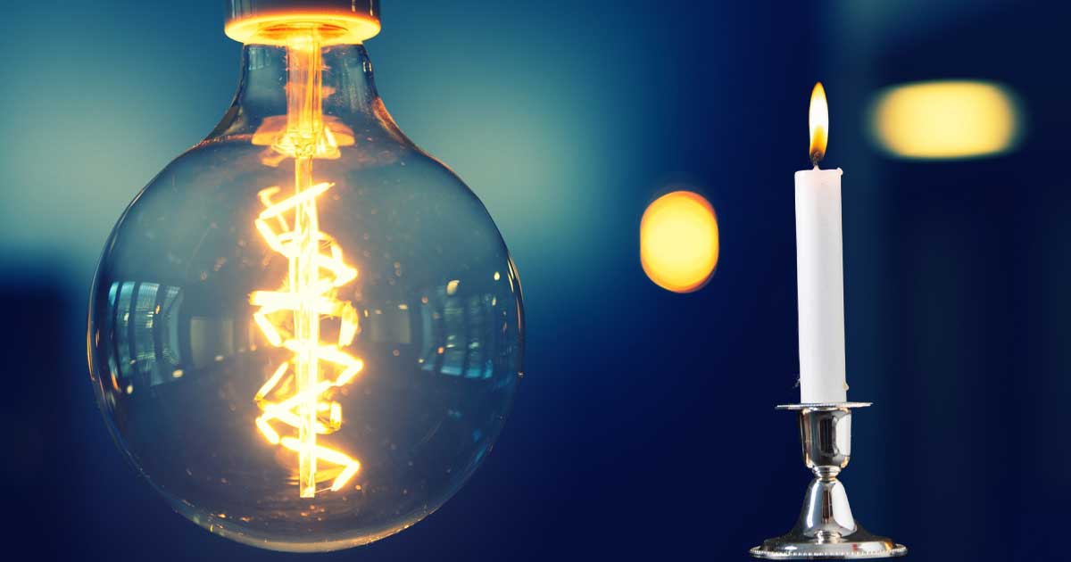 Panouri electrice și iluminat public stradal într-o comună rurală din România, imagine ilustrativă pentru criza energetică din Almașu Mare, Alba, februarie 2026