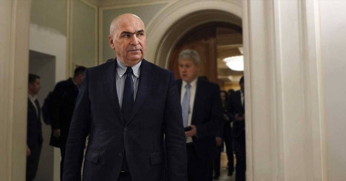 ilie bolojan carburanti promite pana la finalul zilei de luni sa vina cu a doua masura reducerea tva este exclusa 135623 Premierul Ilie Bolojan la conferință de presă despre prețurile la carburanți și măsuri guvernamentale de reducere a accizei, București, martie 2026